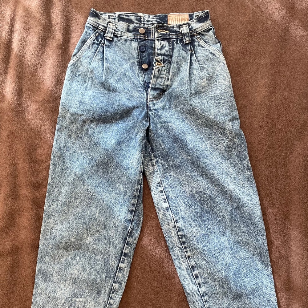 Vintage Acid Wash High Rise Mom Jeans